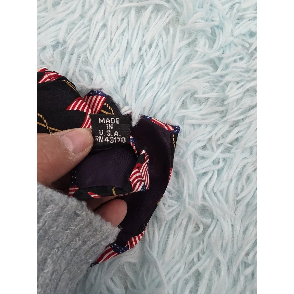 American Traditions Men's Necktie Silk Satin Wavy American Flags Patriotic Tie